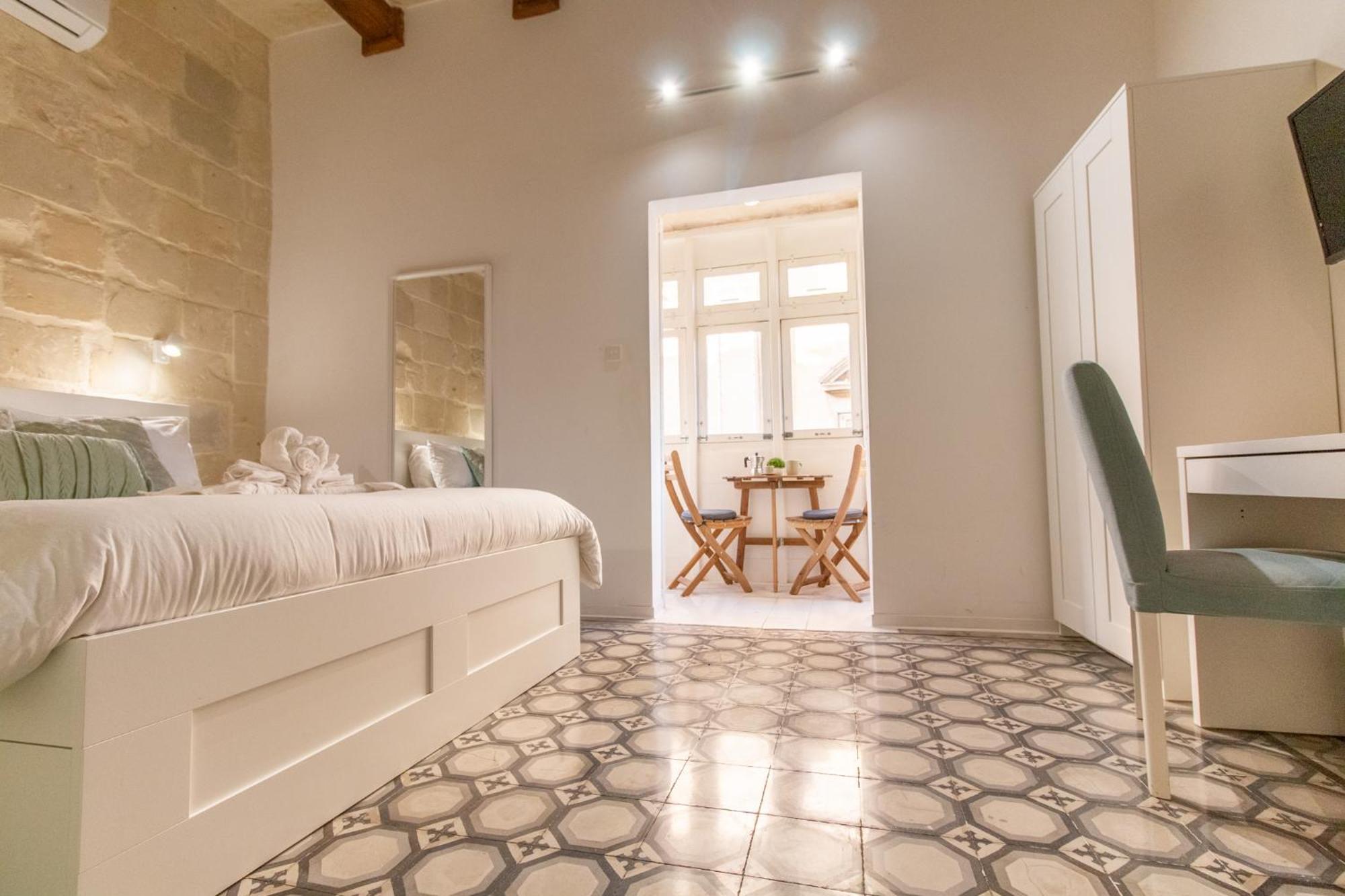 15 Main Gate Aparthotel Birgu Exterior photo